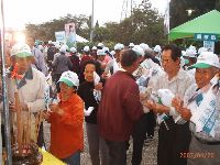 0420_018.JPG (129174 bytes)