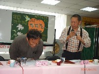 0421_039.JPG (105860 bytes)