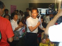 0511_067.JPG (93048 bytes)