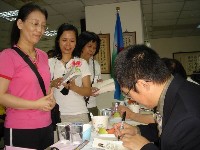 0512_039.JPG (101928 bytes)