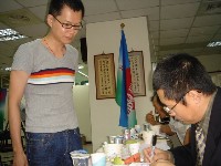 0512_052.JPG (100565 bytes)