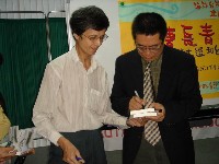 0512_066.JPG (93093 bytes)