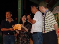 0513_108.JPG (97963 bytes)