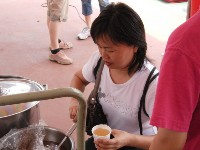 0513_116.JPG (87572 bytes)