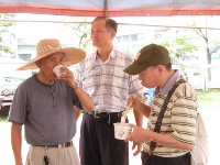 0513_117.JPG (102517 bytes)