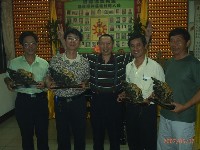 0517_005.JPG (107437 bytes)