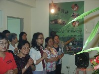 0523_026.JPG (99275 bytes)