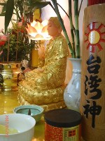 0523_046.JPG (76223 bytes)