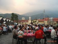 0526_065.JPG (101888 bytes)