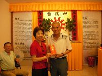 0526_055.JPG (113198 bytes)