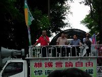 0601_029.JPG (117910 bytes)