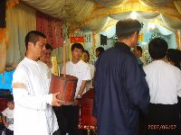 0607_102.JPG (99766 bytes)