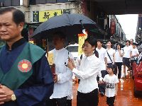 0607_106.JPG (119019 bytes)