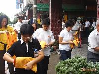 0607_117.JPG (131566 bytes)