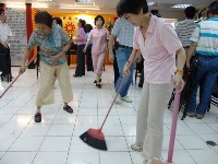 0708_180.JPG (62069 bytes)