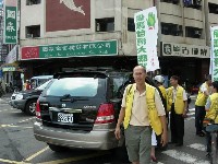 0712_012.JPG (78252 bytes)