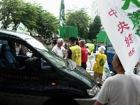 0712_027.JPG (74770 bytes)