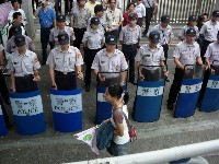 0712_037.JPG (85918 bytes)