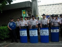 0712_054.JPG (69294 bytes)