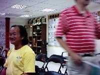 0714-2_004.JPG (68731 bytes)