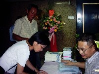 0714-2_012.JPG (66452 bytes)