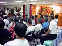 0714-2_027.JPG (76924 bytes)