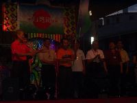 0805_017.JPG (71794 bytes)