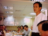 0830_010.JPG (96960 bytes)