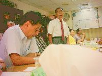 0830_019.JPG (110387 bytes)