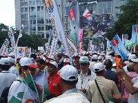 0908_0216.JPG (160374 bytes)