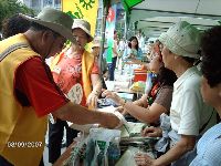 0908_0262.JPG (143258 bytes)