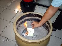 0911_023.JPG (103258 bytes)