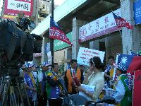 1001_021.jpg (88899 bytes)