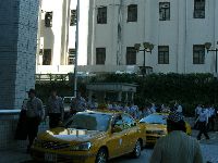 1001_032.jpg (95315 bytes)