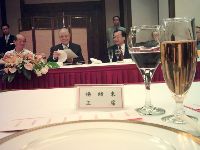 _034.jpg (56161 bytes)