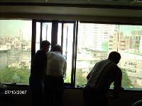 1027_014.jpg (49844 bytes)