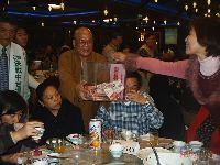 1201_067.JPG (118629 bytes)