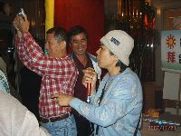 1201_084.JPG (122554 bytes)