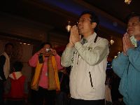 1201_109.JPG (78262 bytes)