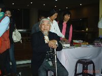 1209_017.JPG (81268 bytes)