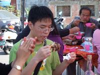 1216_018.jpg (116129 bytes)