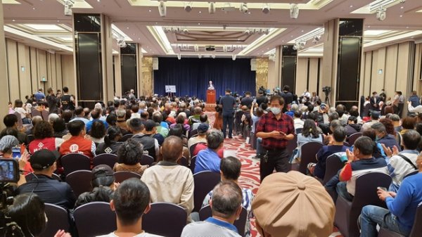 2022-11-18 Beautiful Taiwan - Against China Protect Taiwan Dialogue Lecture: Speaker Robert Hsing-cheng Tsao